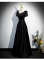 Élégant Noire Satin Robe De Bal 2023 Princesse Perle Encolure Dégagée Manches Courtes Dos Nu Longue Promo Robe De Ceremonie