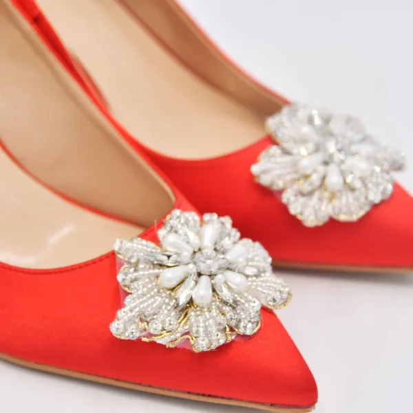 Élégant Rouge Perle Faux Diamant Satin Chaussure De Mariée 2022 Mariage 8 cm Talons Épais À Bout Pointu Escarpins Talons Hauts