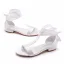 Sexy Weiß Satin Ball Flache Sandalen Damen 2023 Knöchelriemen Peeptoes Sandaletten