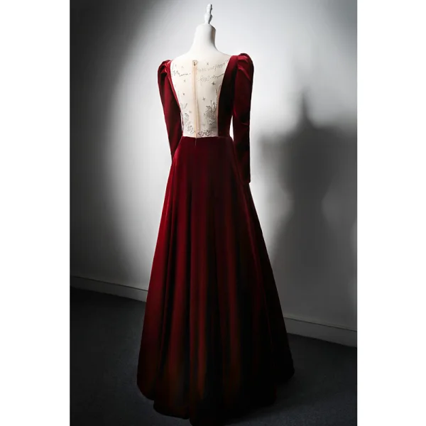 Vintage / Retro Beading Burgundy Velvet Winter Prom Dresses 2024 A-Line / Princess V-Neck Long Sleeve Floor-Length / Long Prom Formal Dresses