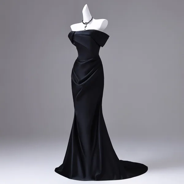 Style Audrey Hepburn Noire Robe De Soirée 2026 Trompette / Sirène De l'épaule Manches Courtes Dos Nu Train De Balayage Robe De Ceremonie