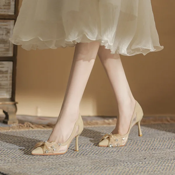 Schöne Nude Abend Wildleder Pumps 2022 Schleife Strass 8 cm Stilettos Spitzschuh Pumps Hochhackige
