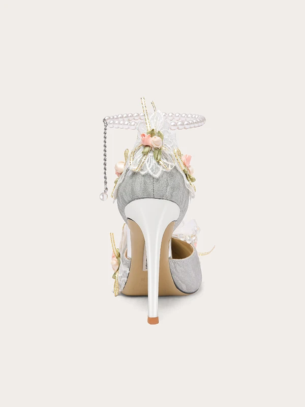 Moderne / Mode Argenté En Dentelle Fleur Appliques Chaussure De Mariée 2023 Cuir Perle Bride Cheville 10 cm Talons Aiguilles À Bout Pointu Mariage Talons Hauts