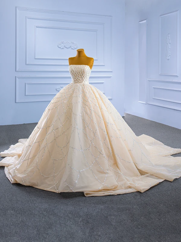 Haut de Gamme Champagne Paillettes Robe De Mariée 2022 Robe Boule Bustier Sans Manches Dos Nu Royal Train Mariage