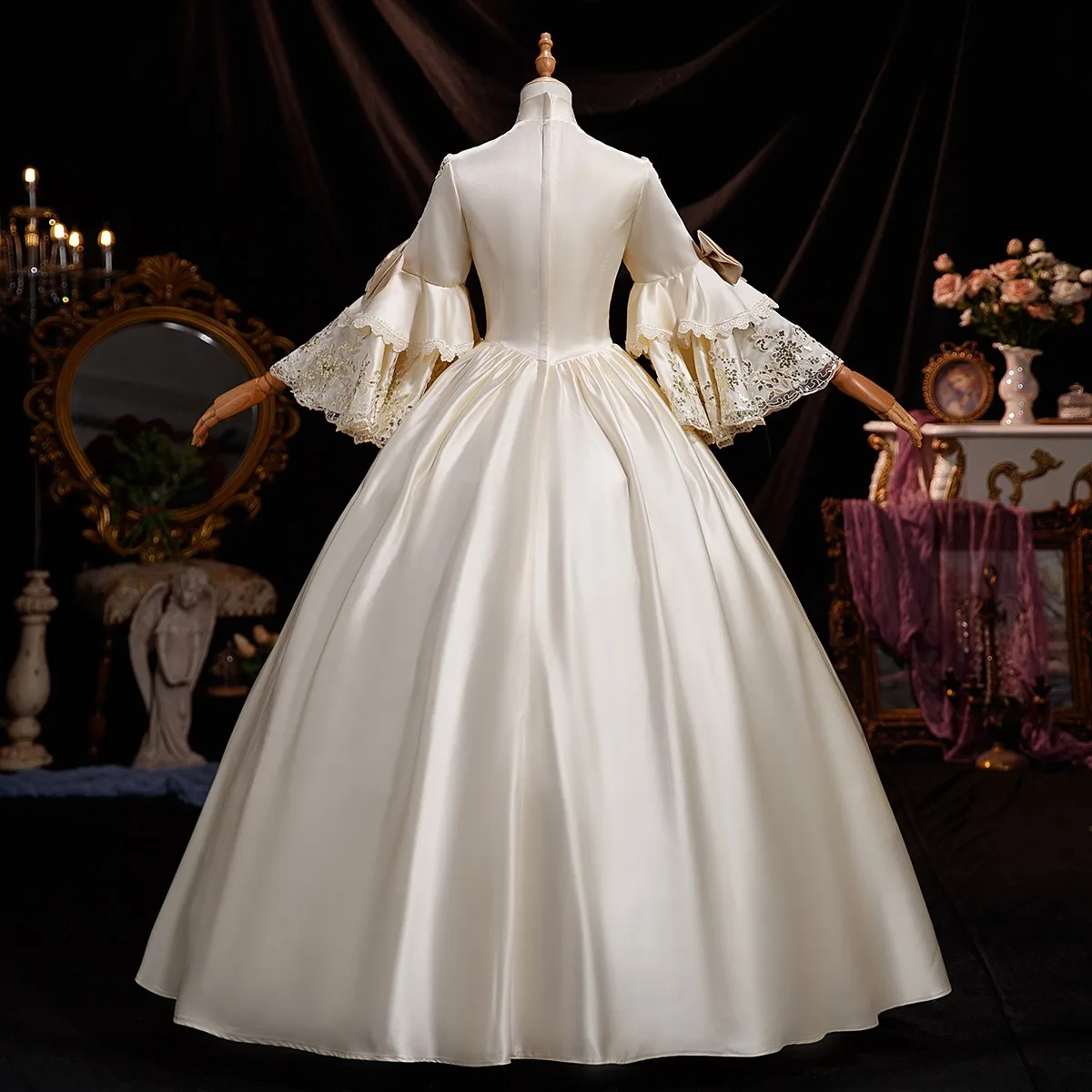 Vintage Retro Medieval Champagne Sequins Bow Lace Flower Cosplay Prom Dresses 2025 Ball