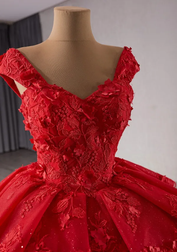Vintage / Retro High-end Red Lace Flower Appliques Prom Dresses 2024 Ball Gown V-Neck Sleeveless Backless Court Train Prom Formal Dresses