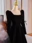 Audrey Hepburn Style Black Velvet Prom Dresses 2024 A-Line / Princess Square Neckline Long Sleeve Backless Floor-Length / Long Prom Formal Dresses