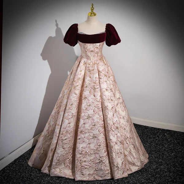 Elegante Burgunderrot Drucken Ballkleider 2023 Ballkleid Off Shoulder Kurze Ärmel Rückenfreies Lange Ball Festliche Kleider