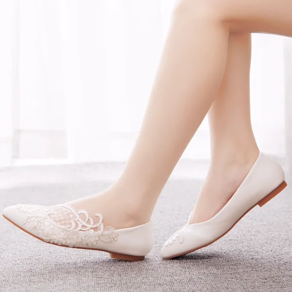 Élégant Blanche Paillettes En Dentelle Fleur Plate Chaussure De Mariée 2023 À Bout Pointu Mariage Talons