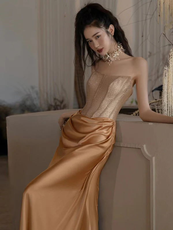 Sexy Doré Paillettes Fendue devant Robe De Bal 2024 Trompette / Sirène Bustier Sans Manches Dos Nu Longue Promo Robe De Ceremonie