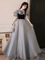 Élégant Gris Robe De Bal 2024 Princesse Volants De l'épaule Manches Courtes Dos Nu Train De Balayage Promo Robe De Ceremonie