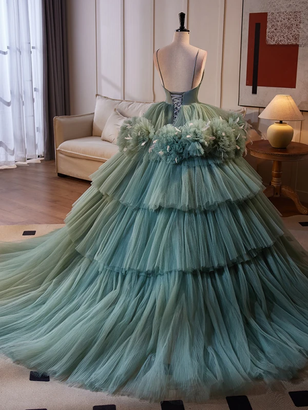 Elegant Jade Green Cascading Ruffles Ruffle Prom Dresses 2024 Ball Gown Spaghetti Straps Sleeveless Backless Court Train Prom Formal Dresses