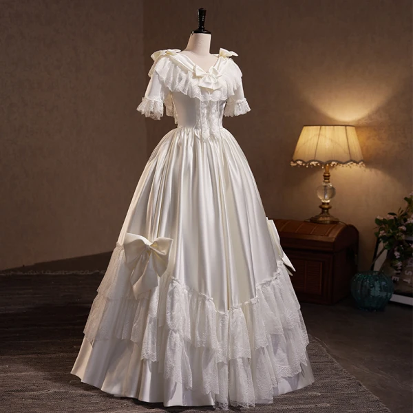 Vintage / Retro Ivory Lace Flower Satin Wedding Dresses 2023 A-Line / Princess V-Neck Bow Short Sleeve Backless Floor-Length / Long Wedding