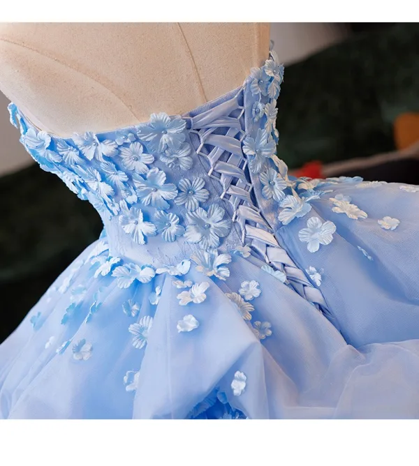 Charming Sky Blue Pearl Appliques Cascading Ruffles Prom Dresses 2025 Ball Gown Strapless Sleeveless Backless Sweep Train Formal Dresses