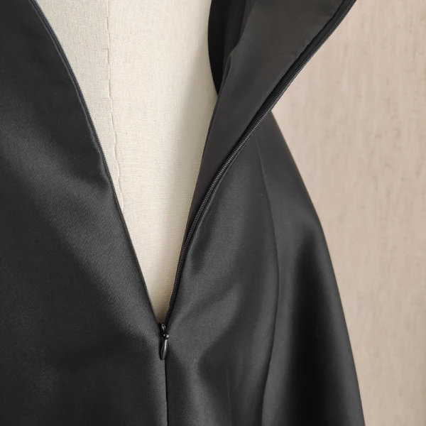 Audrey Hepburn Style Black Homecoming Short Velvet Graduation Dresses 2024 A-Line / Princess Spaghetti Straps Sleeveless Backless