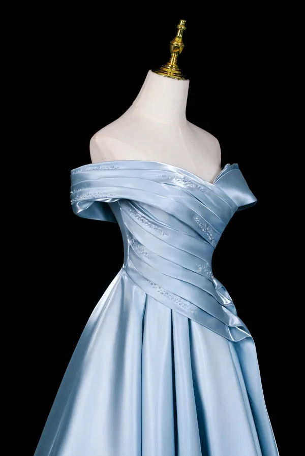 Elegante Himmelblau Satin Ballkleider 2026 A Linie Off Shoulder Ärmellos Rückenfreies Lange Ball Festliche Kleider
