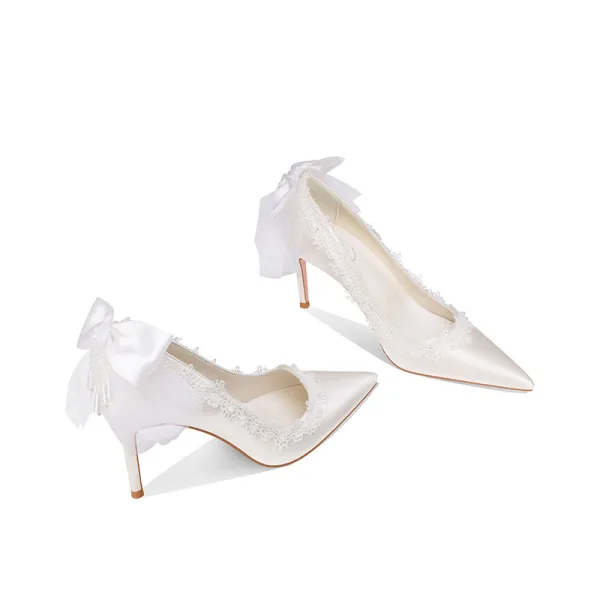 Elegant Ivory Satin Lace Flower Bow Wedding Shoes 2022 8 cm Stiletto Heels Pointed Toe Wedding Pumps High Heels