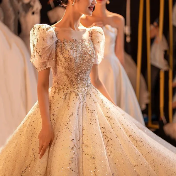 Luxury / Gorgeous Charming Beading Rhinestone Sequins White Wedding Dresses 2023 Ball Gown Scoop Neck Short Sleeve Backless Bow Royal Train Wedding