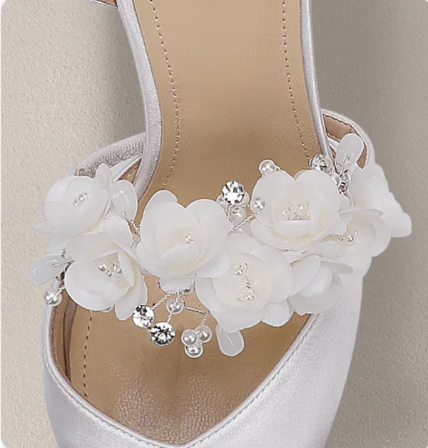 Elegant White Satin Pearl Flower Wedding Shoes 2024 10 cm Stiletto Heels Pointed Toe Wedding Sandals High Heels