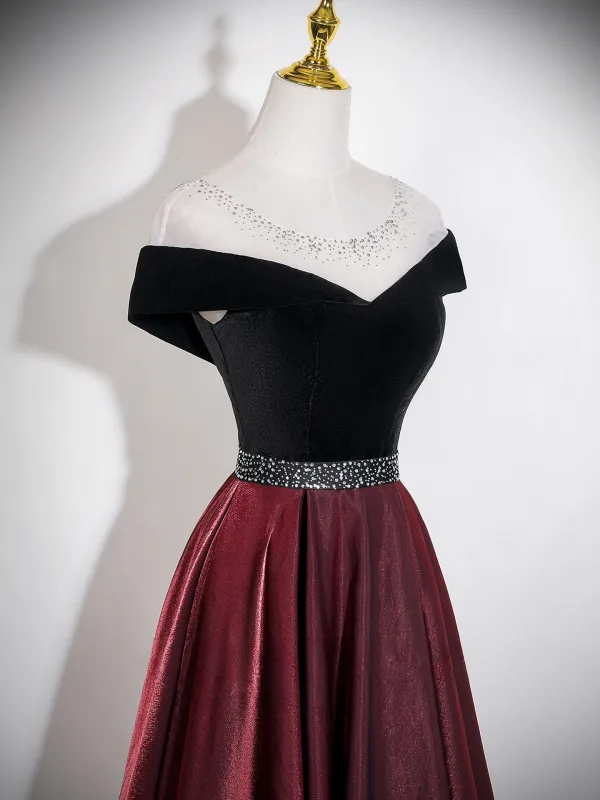Vintage / Originale Bordeaux Faux Diamant Robe De Bal 2026 De l'épaule Princesse Manches Courtes Dos Nu