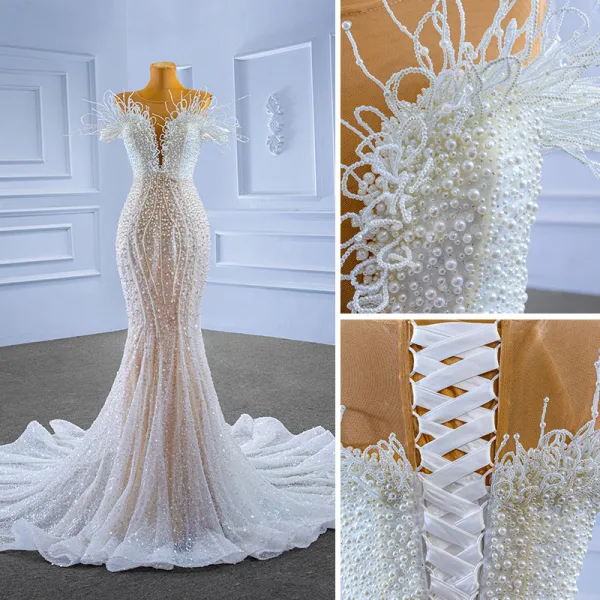 Luxury / Gorgeous Ivory Pearl Tassel Sequins Wedding Dresses 2022 Trumpet / Mermaid Scoop Neck Sleeveless Sweep Train Wedding