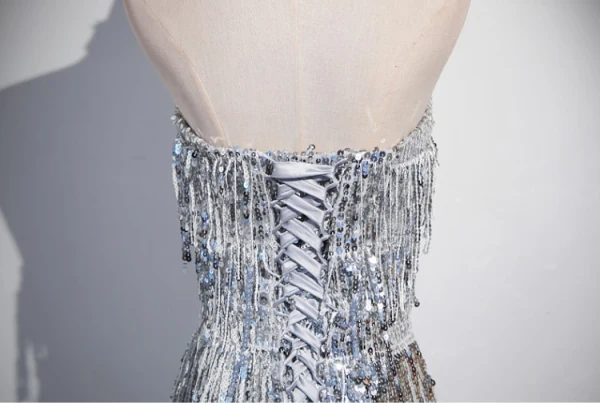 Scintillantes Sexy Argenté Paillettes Gland Robe De Soirée 2024 Trompette / Sirène Col Haut Sans Manches Dos Nu Longue Soirée Robe De Ceremonie
