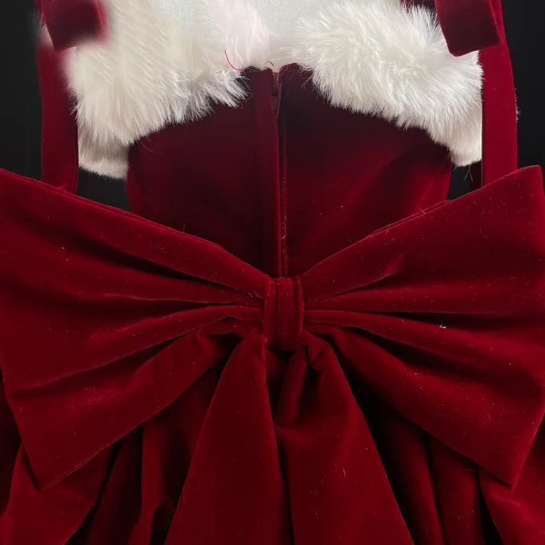 Lovely Christmas Burgundy Velvet Short Flower Girl Dresses 2024 Spaghetti Straps Sleeveless Backless Bow