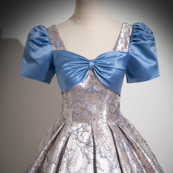 Elegant Sky Blue Printing Prom Dresses Formal Dresses 2024 Ball Gown Square Neckline Bow Puffy Short Sleeve Backless Prom Floor-Length / Long