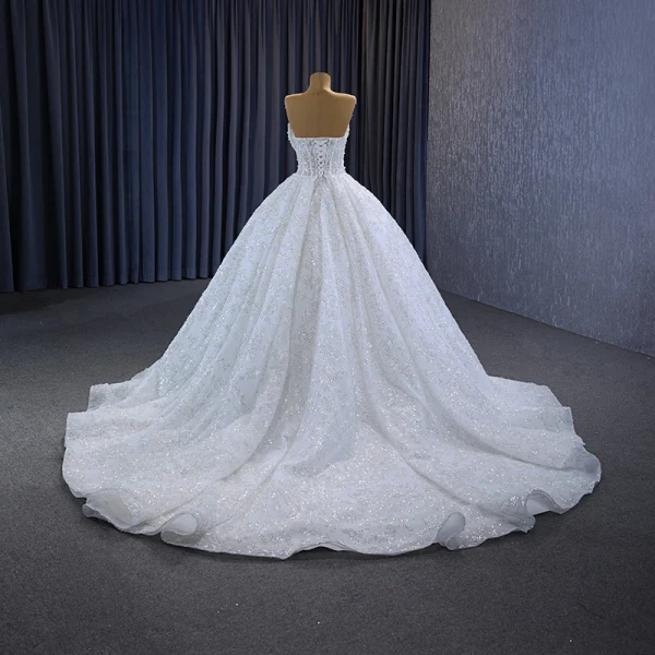 Luxe Blanche Fait main Perlage Perle Paillettes Robe De Mariée 2023 Robe Boule Bustier Sans Manches Dos Nu Chapel Train Mariage