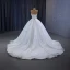 Luxe Blanche Fait main Perlage Perle Paillettes Robe De Mariée 2023 Robe Boule Bustier Sans Manches Dos Nu Chapel Train Mariage