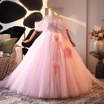 Chic Belle Rougissant Rose Appliques Robe De Bal 2025 Robe Boule De L Épaule Manches Courtes Dos Nu Train De Balayage Robe De Ceremonie