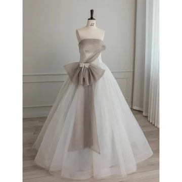 Chic Beautiful Grey Pearl Sequins Bow Prom Dresses 2023 Ball Gown Strapless Sleeveless Backless Floor Length Long Prom Formal Dresses