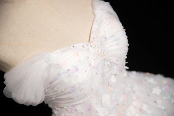 Chic / Beautiful White Beading Appliques Prom Dresses 2024 Ball Gown Strapless Sleeveless Backless Floor-Length / Long Prom Formal Dresses