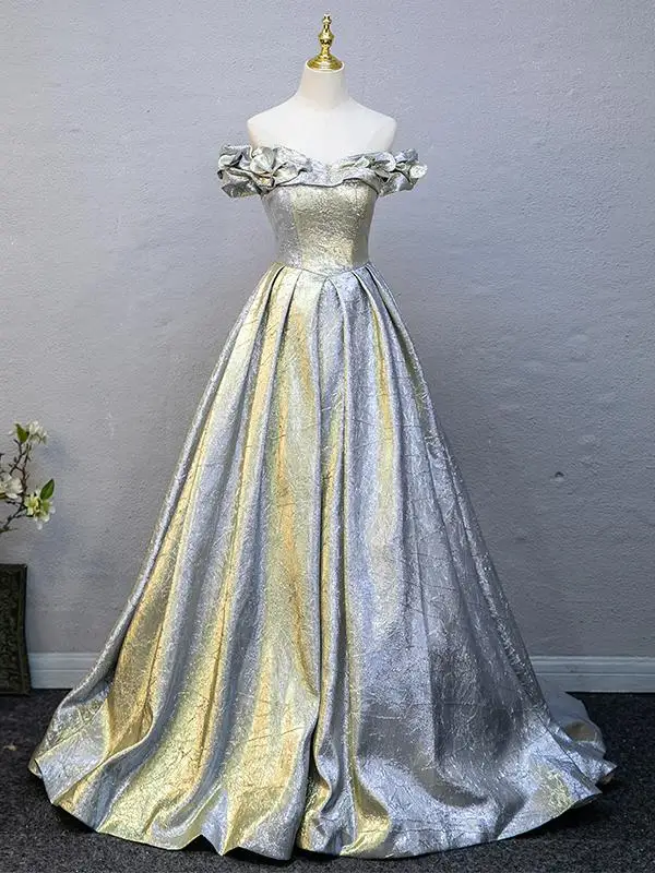 Klassisch Silber Glanz Ballkleider 2025 Ballkleid Rüschen Off Shoulder Kurze Ärmel Rückenfreies Lange Ball Festliche Kleider