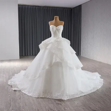 High End Weiß Fallende Rüsche Spitze Blumen Brautkleider Hochzeitskleider 2024 Ballkleid Herz Ausschnitt Schleife Ärmellos Rückenfreies Königliche Schleppe Hochzeit