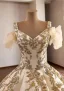Luxury / Gorgeous Champagne Beading Lace Flower Sequins Ruffle Prom Dresses 2026 Ball Gown V-Neck Short Sleeve Backless Sweep Train Formal Dresses