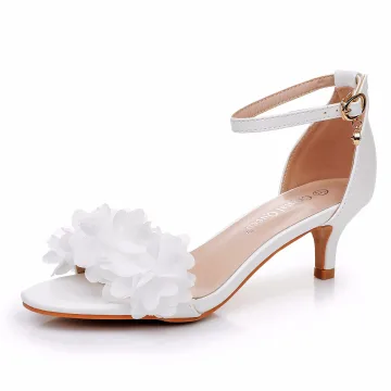 Eenvoudige Witte Appliques Bruidsschoenen 2024 Enkelband 5 Cm Naaldhakken Stiletto Peep Toe Huwelijk Hoge Hakken