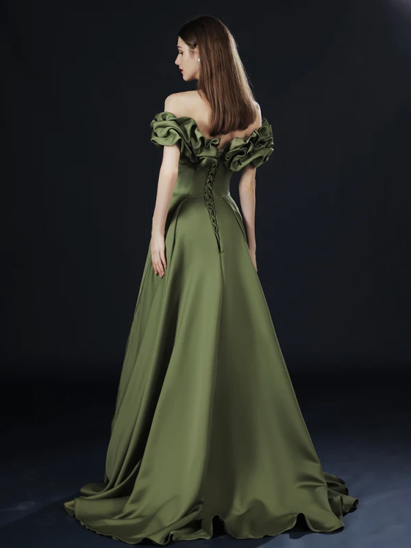 Vintage / Originale Olive Verte De l'épaule Robe De Bal 2021 Princesse Bretelles croisées Volants Manches Courtes Couleur Unie Satin Train De Balayage Robe De Soirée