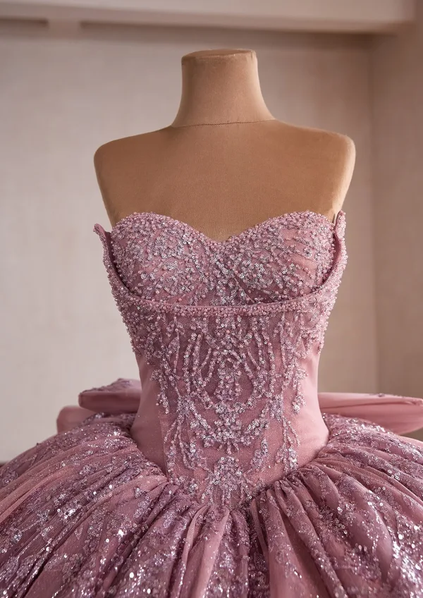 Luxe Bling Bling Rose Sombre Glitter Perlage Paillettes Robe De Bal 2026 Robe Boule Bustier Sans Manches Dos Nu Noeud Tribunal Train Robe De Ceremonie