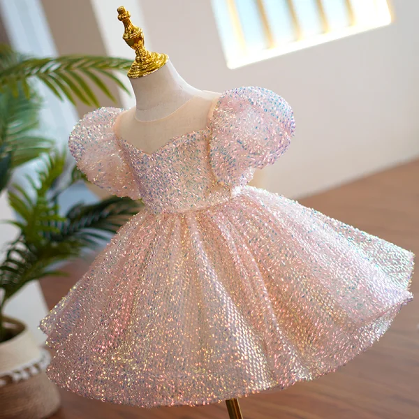 Sparkly Blushing Pink Sequins Short Birthday Flower Girl Dresses Ball Gown 2023 Scoop Neck Puffy Short Sleeve Backless Bow Flower Girl Dresses