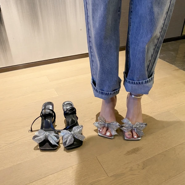Chic / Beautiful Silver Rhinestone Bow Street Wear Womens Sandals 2022 Ankle Strap 9 cm Stiletto Heels Open / Peep Toe Sandals High Heels