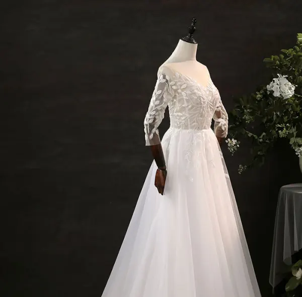 Elegant Leaf Lace Ivory Bridal Wedding Dresses 2021 A-Line / Princess Scoop Neck 3/4 Sleeve Court Train Tulle