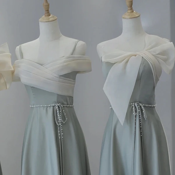 Modest / Simple Grey Bow Bridesmaid Dresses 2023 A-Line / Princess Off-The-Shoulder Short Sleeve Backless Pearl Sash Floor-Length / Long Prom Bridesmaid Dresses