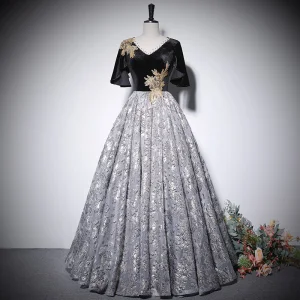 Élégant Noire Perlage Paillettes Impression Robe De Bal 2022 Princesse V Cou Manches Courtes Dos Nu Longue Promo Robe De Ceremonie