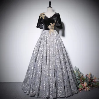 Élégant Noire Perlage Paillettes Impression Robe De Bal 2022 Princesse V Cou Manches Courtes Dos Nu Longue Promo Robe De Ceremonie