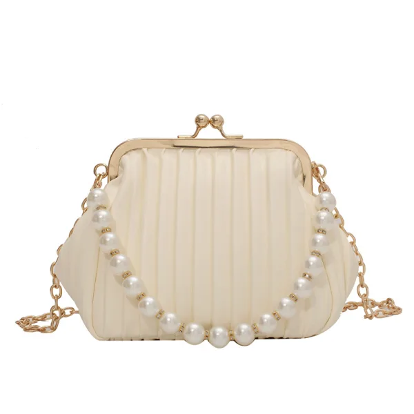 Vintage / Retro White Pearl Shell Prom Clutch Bags 2023