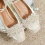 Vintage / Originale Beige Perle Bride Cheville Faux Diamant Satin Chaussure De Mariée 2024 5 cm Talons Épais Pied Carré Mariage Escarpins Talons Hauts