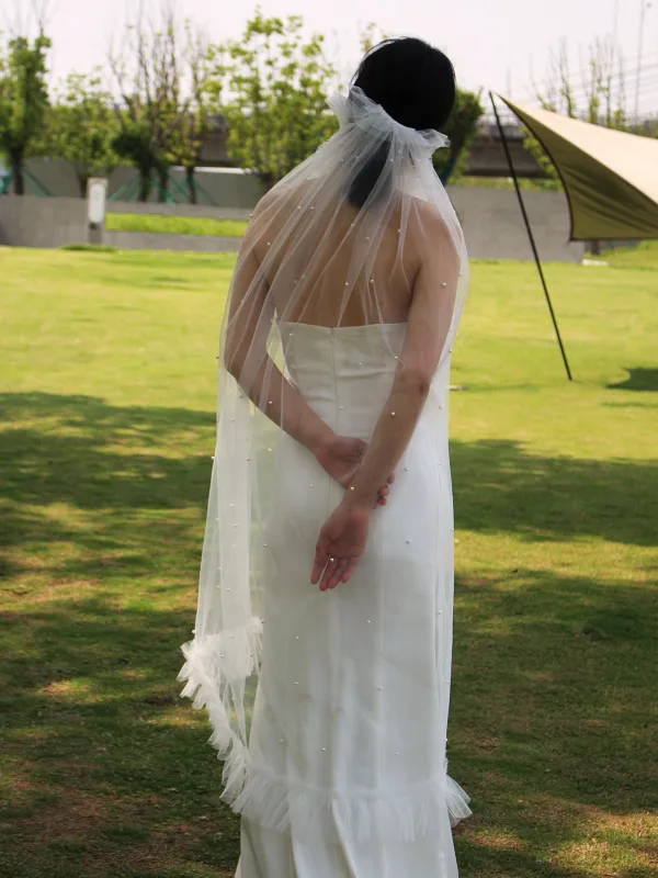 Elegant White Pearl Ruffle Wedding Veils 2025 Tulle