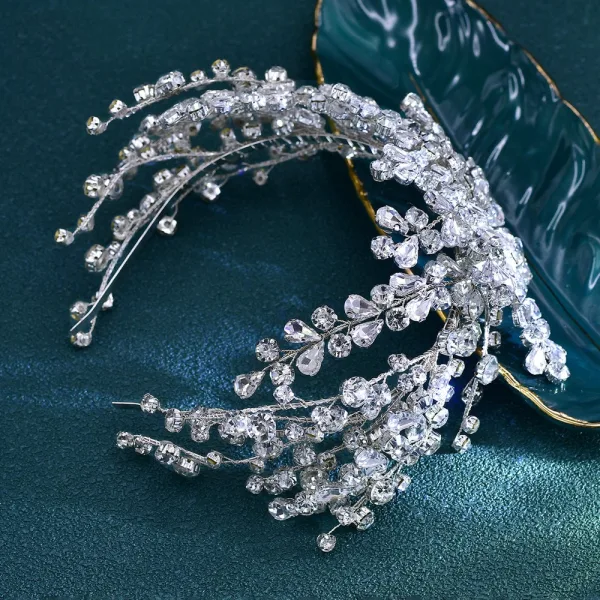 Sjarmerende Hvit Rhinestone Legering Har Tilbehor Bryllup 2024