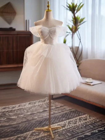 Simple Blanche Perle Courte Robe De Mariée 2024 Robe Boule De L Épaule Manches Courtes Dos Nu Tulle Mariage